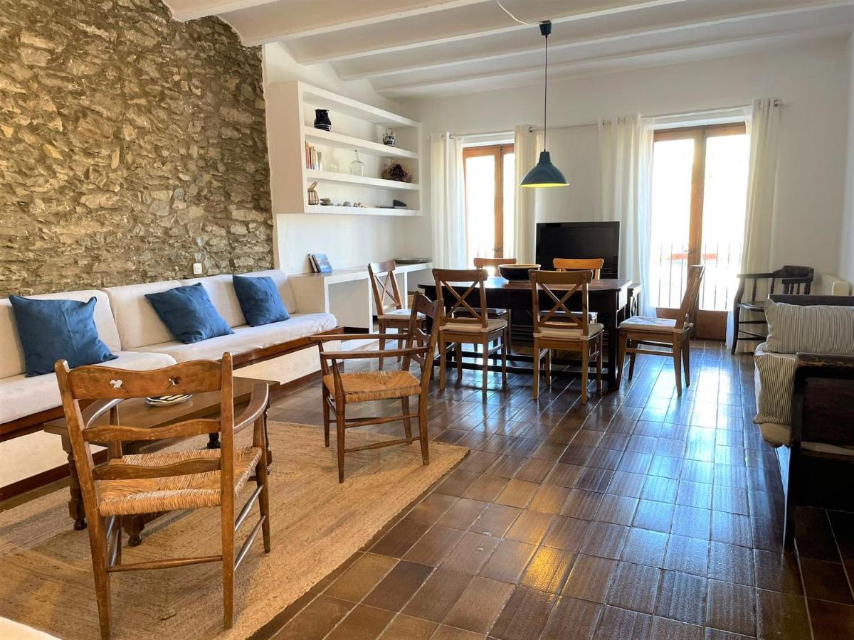 Unio - Apartamento En El Casco Antiguo กาดาเกส ภายนอก รูปภาพ